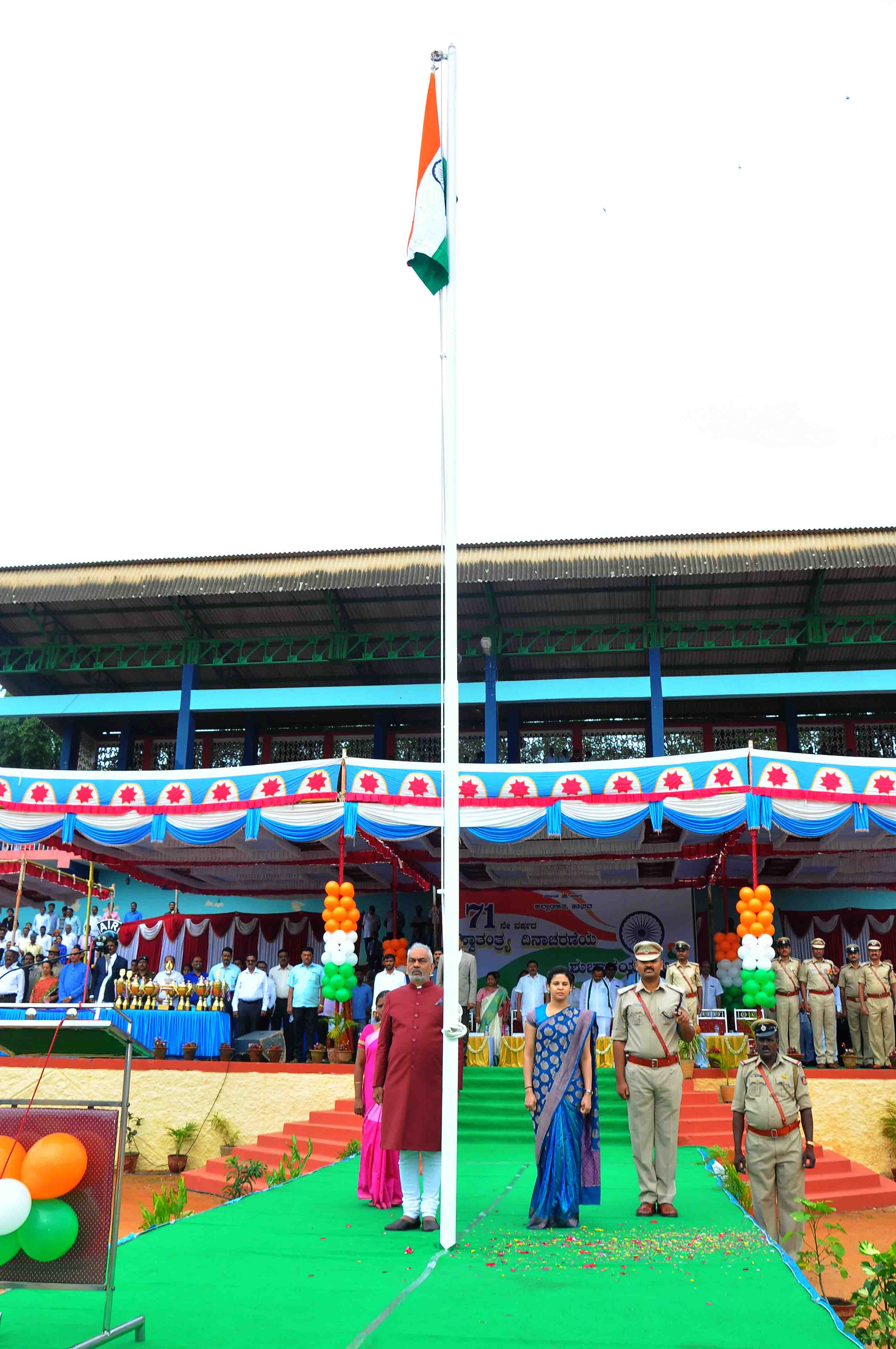 1750 ಅಡಿ ಉದ್ದದ ತ್ರಿವರ್ಣ ರಾಷ್ಟ್ರಧ್ವಜ ಮೆರವಣಿಗೆಗೆ ಎ. ಮಂಜು ಚಾಲನೆ